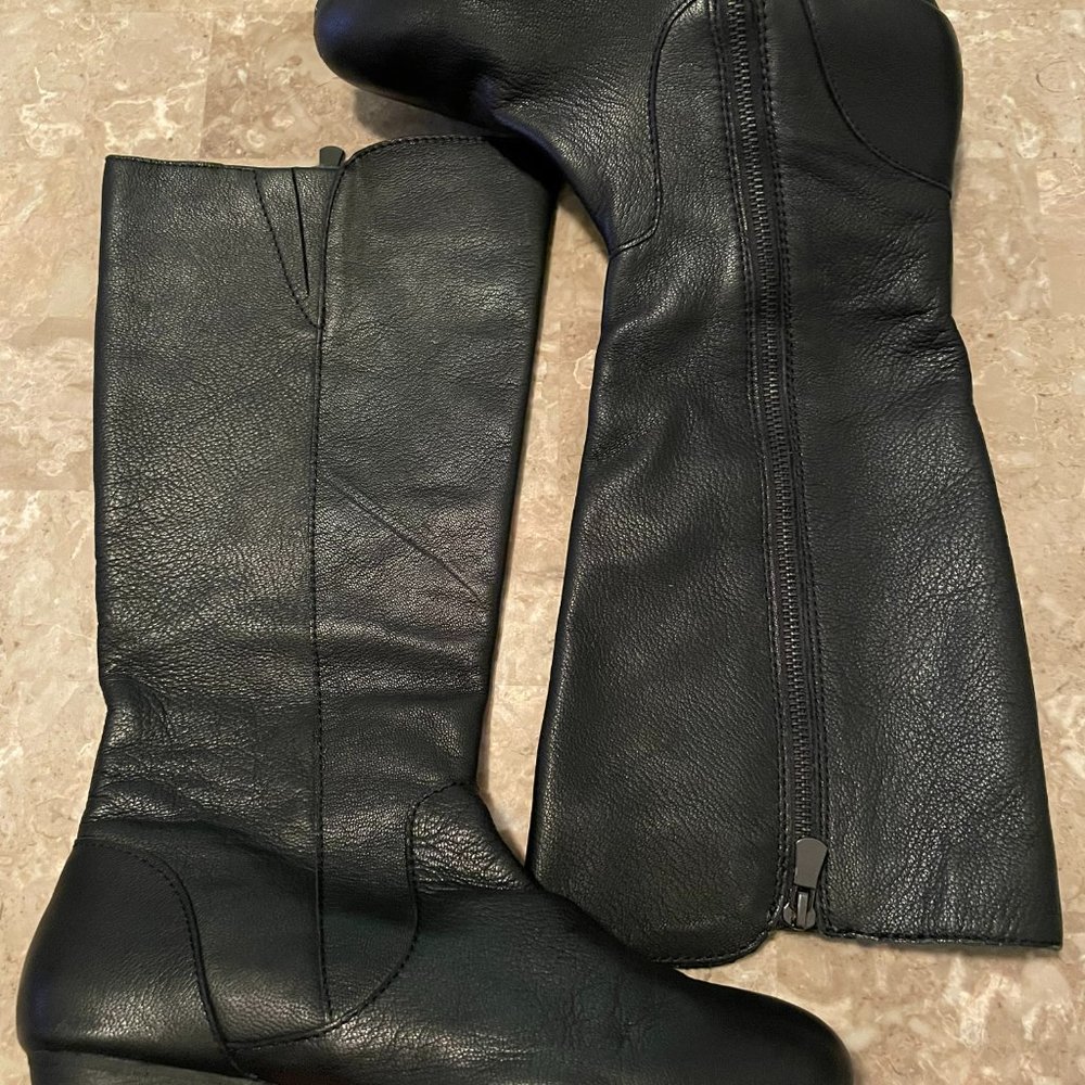 Gianni Bini Women's Black Boots Size 8M